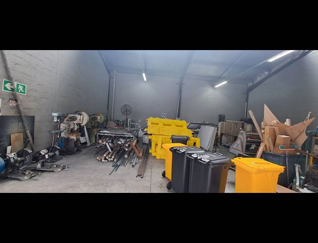 260M² MINI FACTORY FOR SALE IN UMGENI BUSINESS PARK